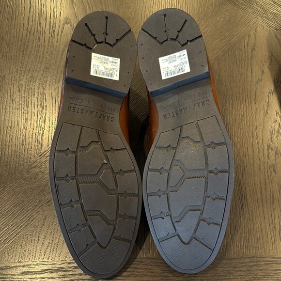 Clarks Leather Oxford Dress Shoe - Picture 4 of 7